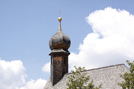 Kapelle, Sommer, Sonne, Wolken, Holzschindeln, Zwiebelturm, Kirchturm
