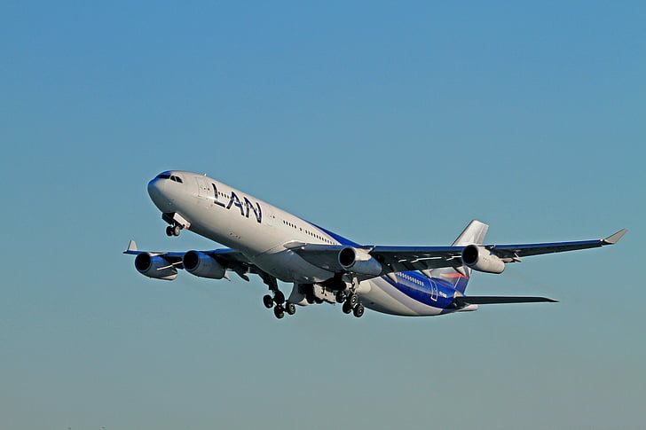 Chili de LAN, Airbus, A320, au décollage, Aéroport d’Auckland, Nouvelle-Zélande, vol