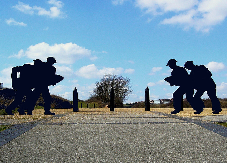 silhouette, soldiers, shell, fort, historic, historic sites