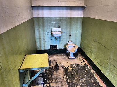 Alcatraz, Alcatraz börtönben, California börtön, börtöncella, börtön cella, börtön, büntetés
