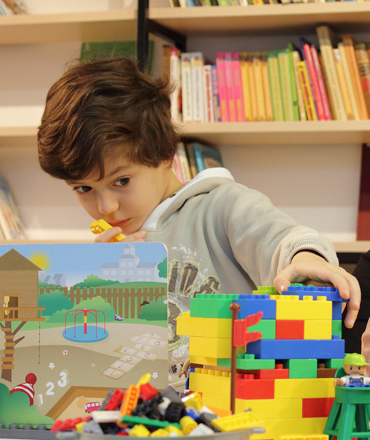 bērnu, Lego, zēns, konstruktors, arhitekts, fantāzija, detalizēti