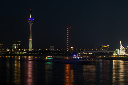 televizní věž, Düsseldorf, Rýn, noční, světlo, říční krajina, zrcadlení