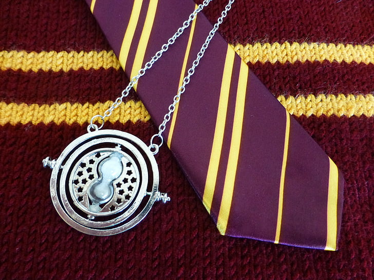 harry potter, gryffindor, house colours, gold, maroon, red, school tie