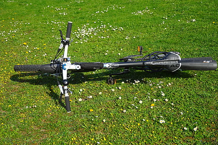 horské kolo, kolo, jízda na kole, přestávka, odpočinek, louka, poldové