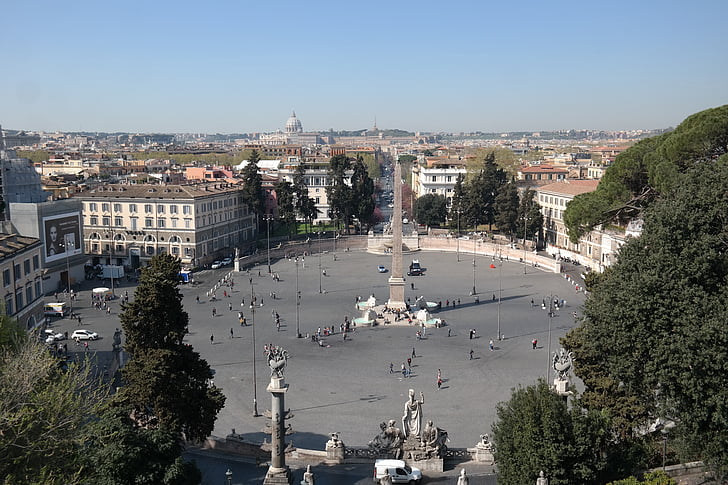 Rome, Piazza del popolo, Fontana, pieminekļu