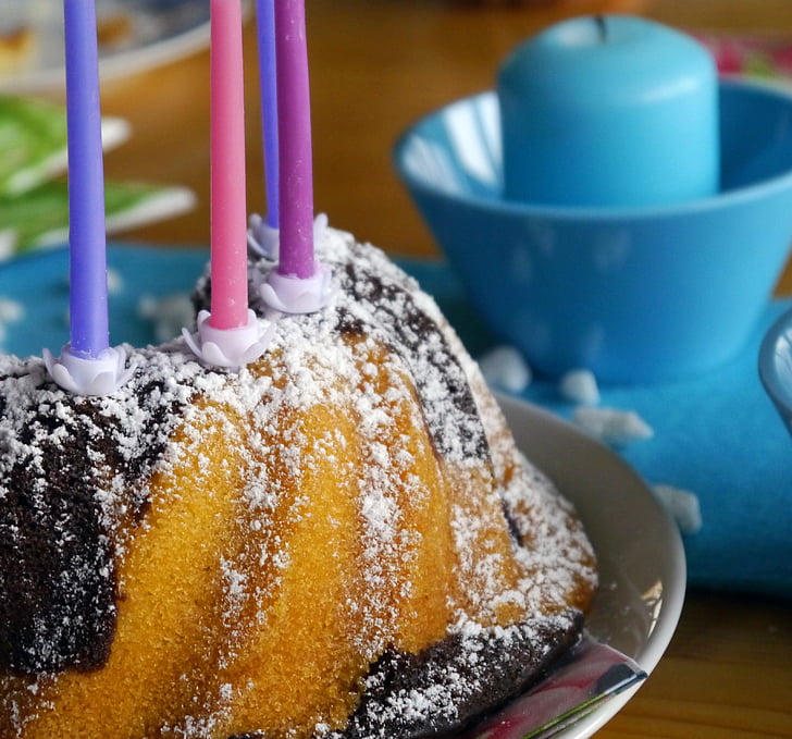 verjaardagstaart, kaarsen, marmeren cake, poedersuiker, verjaardag, taart, Festival