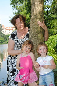 lapset, Praha, Park, tyttärentytär, mummo, perhe, puu