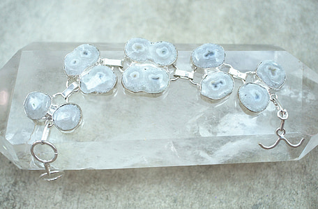 quartz solaire, blanc, quartz, bracelet, pierres, pierres précieuses, pierre gemme
