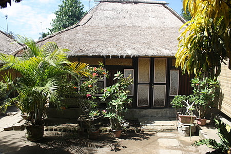 Indonēzija, Lombok, Sade, ciema māja
