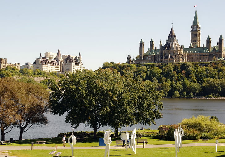 Canada, Ottawa, Parlement, Château laurier, Parc de la rivière, art moderne, célèbre place