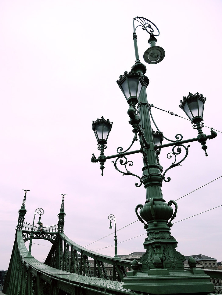Budapest, Bridge, mùa đông, màu xanh lá cây, ánh sáng trên bầu trời, kim loại, quan điểm