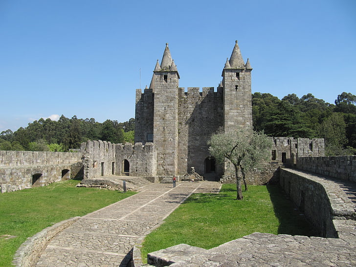 Sta maria da izložbenog centra feira's dvorac, Portugal, povijesno, dvorac, tvrđava, turizam, srednji vijek