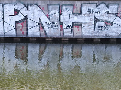 Графити, вода, Отразявайки, стена, Берлин, heckmann бряг, Landwehrkanal