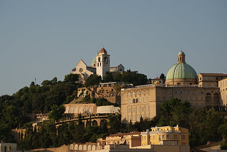 Italia, Ancona, paisaje, colina, Iglesia, la Basílica