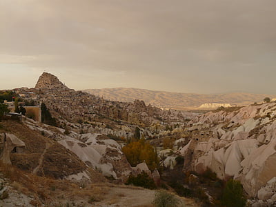 Uchisar, Kapadokija, Nevsehir, Turkija, roko apartamentai, balandžių slėnio, pilies uolos