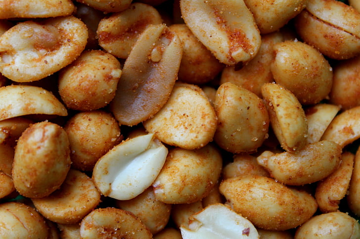 maapähklid, Vürtsikas pähklid, Krõbe, Vürtsikas, soola, keedetud, pähkel