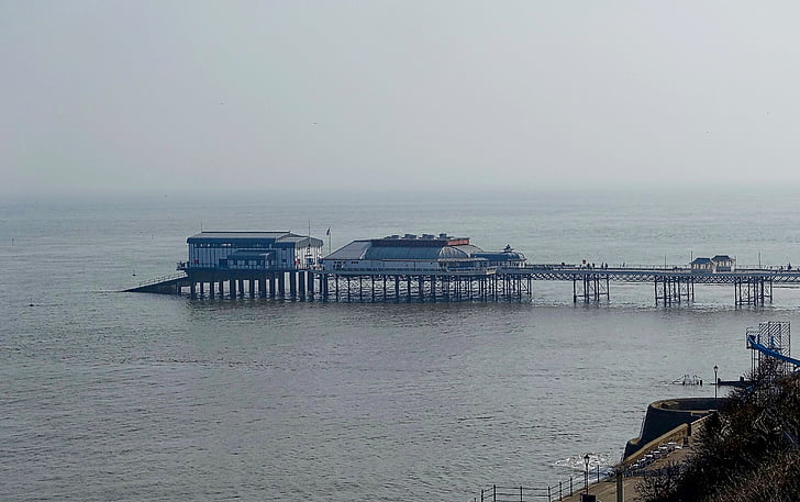 Pier, móló, Cromer, Anglia, csónak rámpa, nyilvános, köd