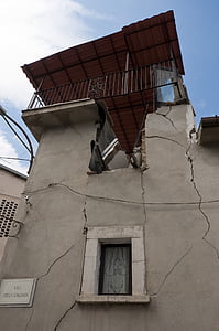 zemětřesení, suť, L'Aquila, kolaps, katastrofa, dům, silnice