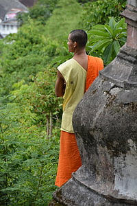Laosz, Luang prabang, szerzetes