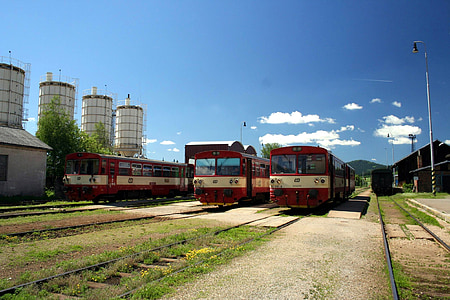station, local, train, motorák, track
