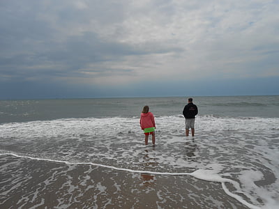 Kids op strand, strand, wandelen op strand, kinderen, Oceaan, strandwandeling, prachtig strand