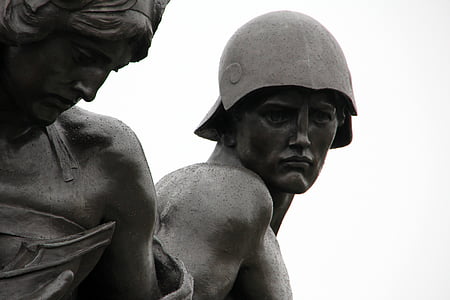 soldier, monument, war, war memorial, commemorate, memorial, favor