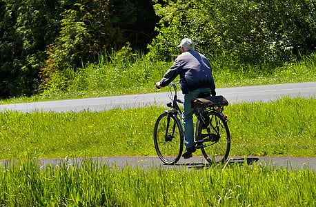 велосипедисты, сельских районах, коммутируют, дорога, велосипедная дорожка, идиллический, начале лета