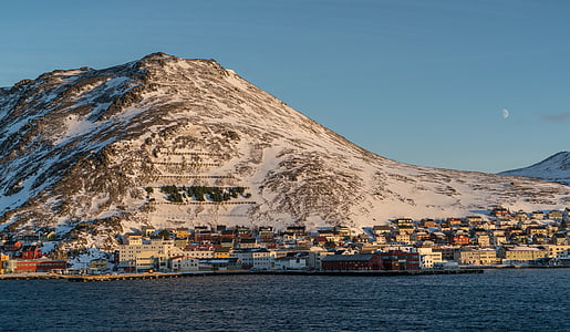 Norwegia, góry, Architektura, Honningsvåg, Wybrzeże, śnieg, niebo