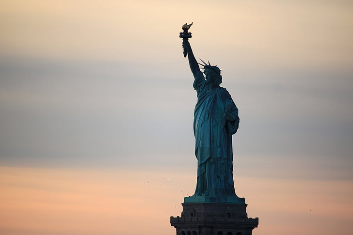 New york, hoàng hôn, Hoa Kỳ, bức tượng, đèn nền, bức tượng của tự do, địa điểm nổi tiếng
