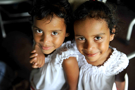 děti, dvojčata, holky, mladý, Nikaragujské, portrét, společně