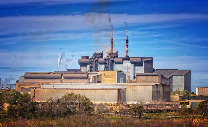 usine, industrie, pollution, changement climatique, cheminée, cheminée d’usine, paysage industriel
