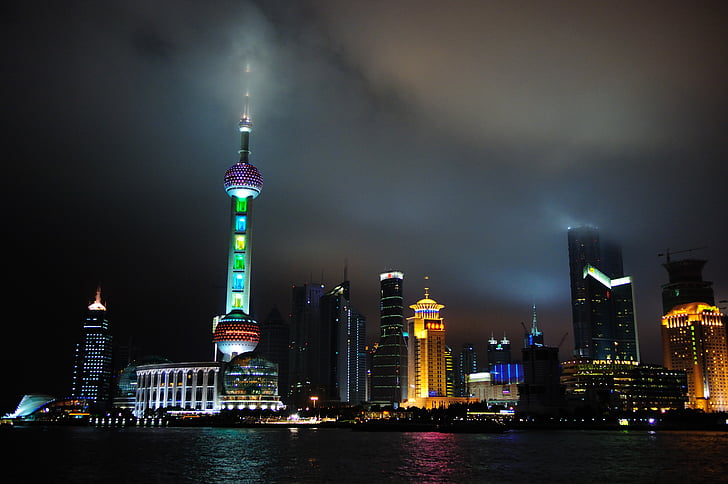 Shanghai, Pudong, nattvisning