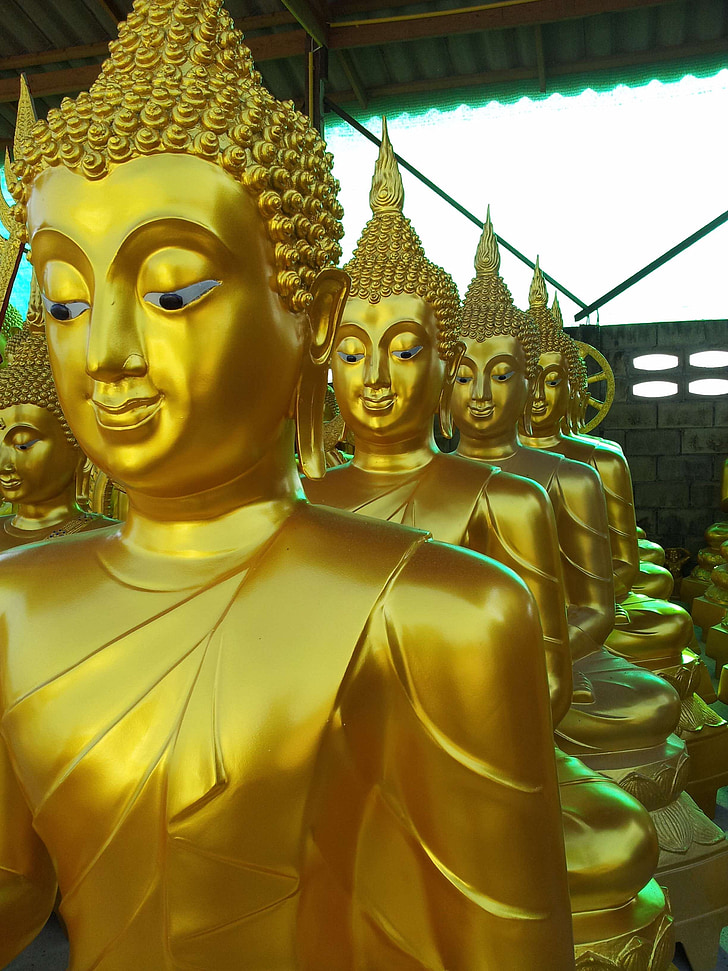 gylden, Buddha-statuen, statuen