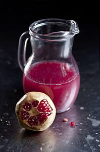 pomegranate, juice, raw, vegan, healthy, health, nutrition