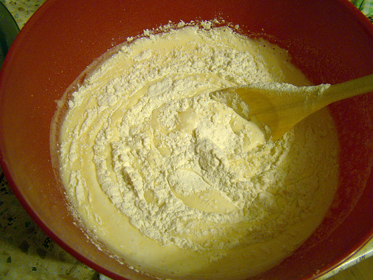 the dough, sponge cake, flour, mixer, cook cooking, bowl, kitchen