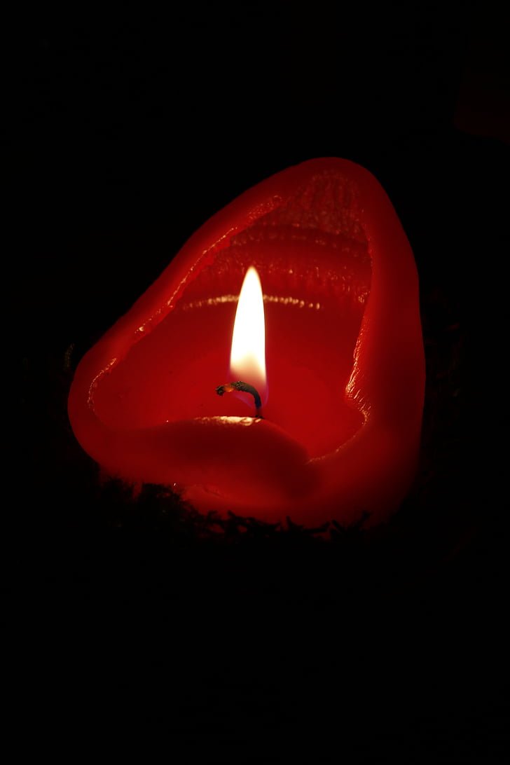 Advento, žvakė, tamsoje, liepsna, ugnis - gamtos reiškinys, deginimas, religija