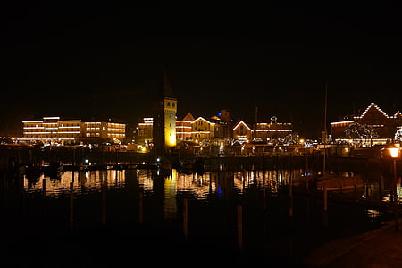 Lindau, sétány, Port, világítás, karácsonyi vásár, épület, Lakások
