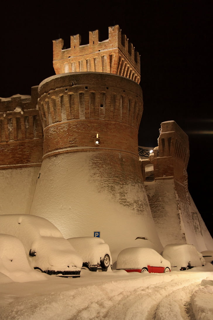 Urbisaglia, land, snö, Rocca, fort, slott