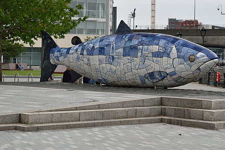 Belfastas, paminklas, žuvis