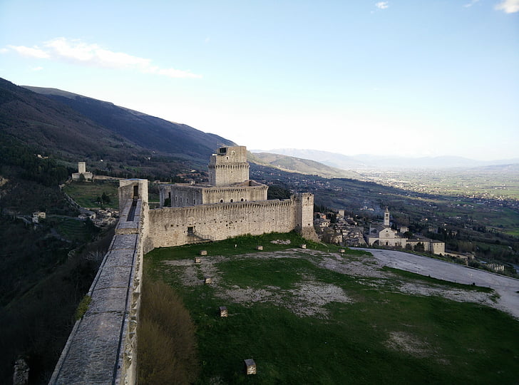 Assisi, slottet, gammel bygning, riddere