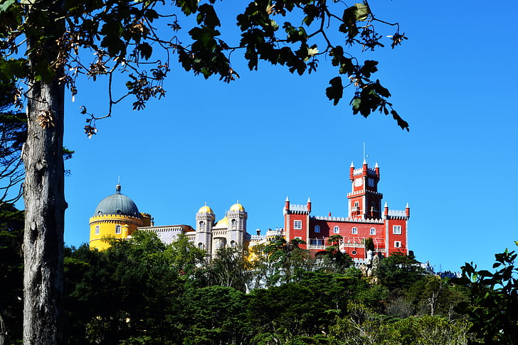 Portugalia, pióra Palace, Sintra, Historia, Pałac