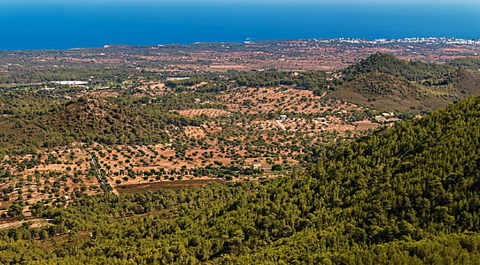 Majorque, Sanctuaire de sant salvador, San salvador Majorque, mer, forêts, champs, montagnes