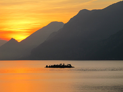lake garda, sunset, lake, italy, island