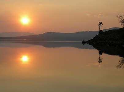 Jeloustouno ežeras, vandens, nacionalinis parkas, medžiai, dykumoje, atspindys, ramioje