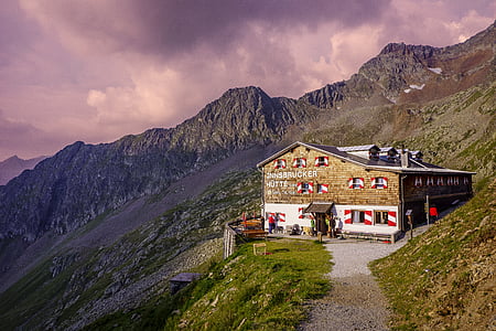 chmury, Inn, Schroniska Innsbrucker Hütte, góry, skalista góra, niebo, Alp Sztubajskich