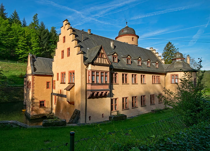 hrad, Mespelbrunn, Bavorsko, Německo, Spessart, Architektura, zajímavá místa