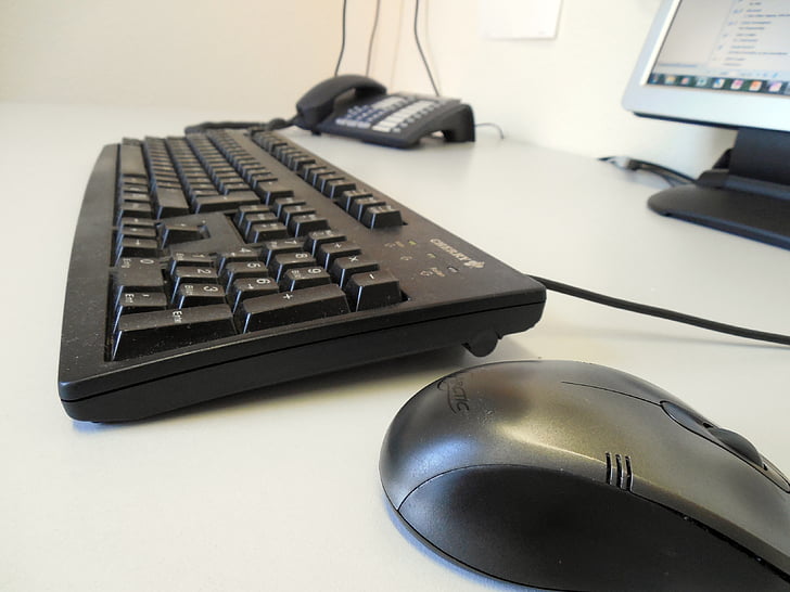πληκτρολόγιο, ποντίκι, τηλέφωνο, γραφείο, στο χώρο εργασίας, εργασία, γραφείο