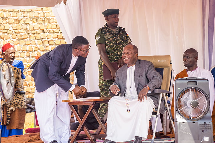 kabaka, buganda, Ronald muwenda mutebi II, Uganda, Kraliyet ailesi, buganda kabaka, katikiiro peter mayega