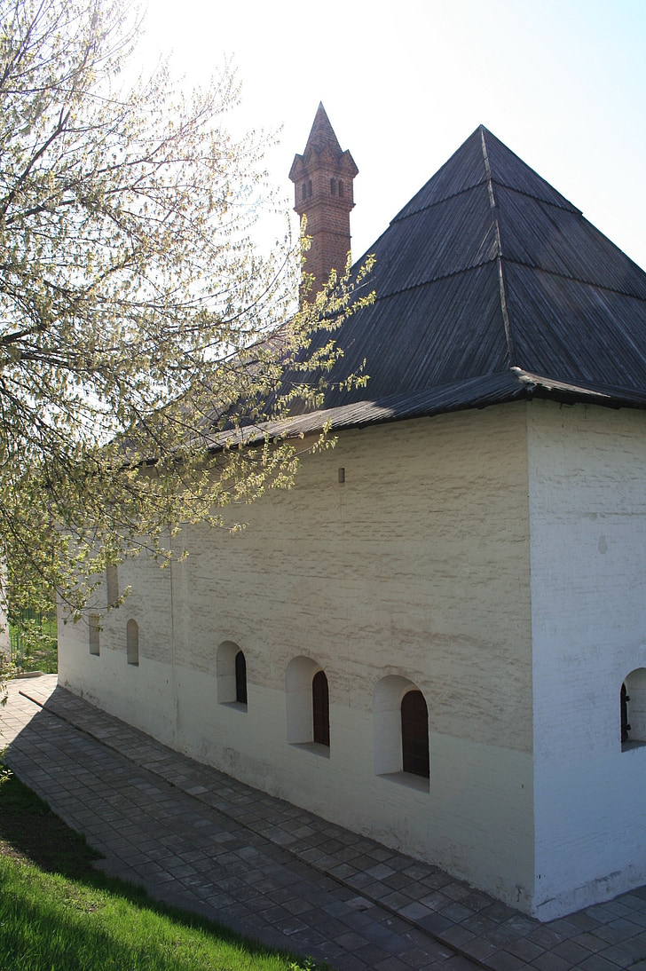 building, black roof, steep roof, corrugated roof, kitai gorod, medieval moscow, 16th century