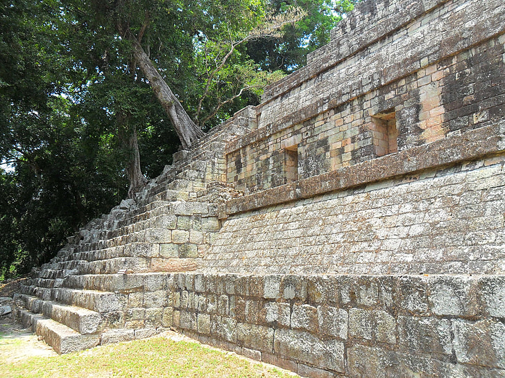 Honduras, Toerisme, ruïnes, Copán, stenen, stèles, catrachos